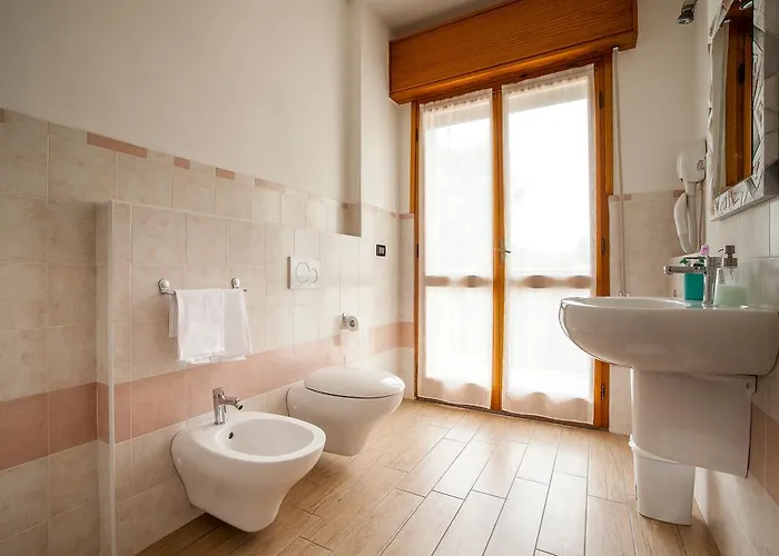 فندق مبيت وإفطار I Due Orfici Cona (Emilia-Romagna)